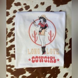 Long Love Cowgirl - Croptop Tee